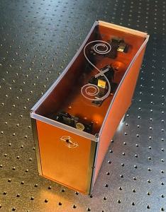 SHG-FROG、TG-FROG和自相關(guān)儀功能集成于一體的少周期脈沖表征工具