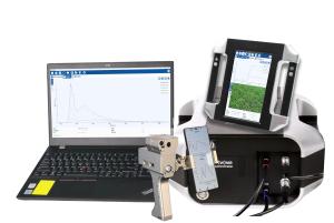 便攜式地物光譜儀W2500波長覆蓋范圍廣，靈敏度高，可用于礦物檢測，土壤監(jiān)測，植被和農(nóng)作物分析領(lǐng)域。